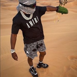 Meet your Posher, Llmdo